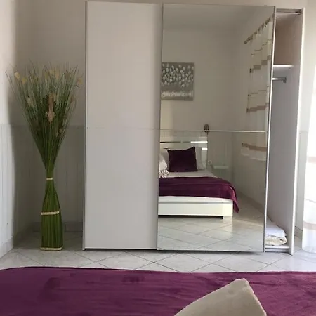 Appartement In With Sea View, Loggia, Air Conditioning, Wi-fi *