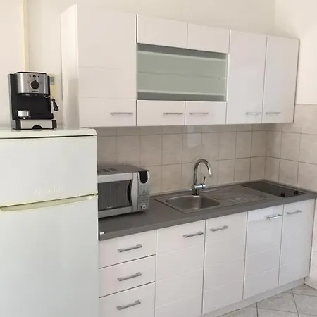 Appartement In With Sea View, Loggia, Air Conditioning, Wi-fi Vir
